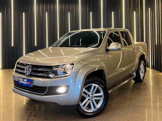 VOLKSWAGEN AMAROK 2.0 HIGHLINE 4X4 CD 16V TURBO INTERCOOLER DIESEL 4P AUTOMÁTICO VOLKSWAGEN AMAROK 2.0 HIGHLINE 4X4 CD 16V TURBO INTERCOOLER DIESEL 4P AUTOMÁTICO